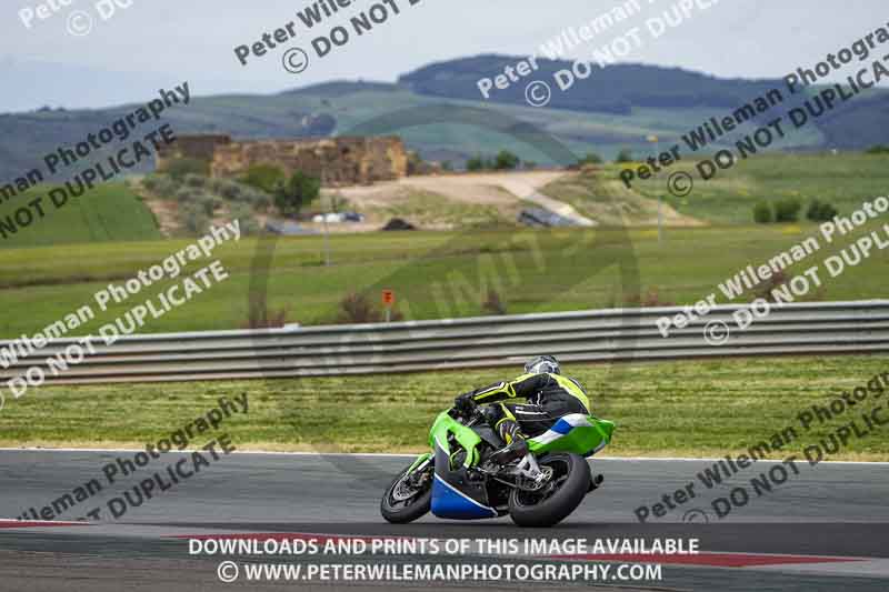 cadwell no limits trackday;cadwell park;cadwell park photographs;cadwell trackday photographs;enduro digital images;event digital images;eventdigitalimages;navarra;no limits trackdays;peter wileman photography;racing digital images;trackday digital images;trackday photos